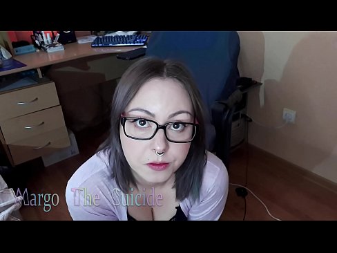 ❤️ Seksi djevojka s naočalama duboko siše dildo na kameri Porno video na hr.taxiporec.top ☑